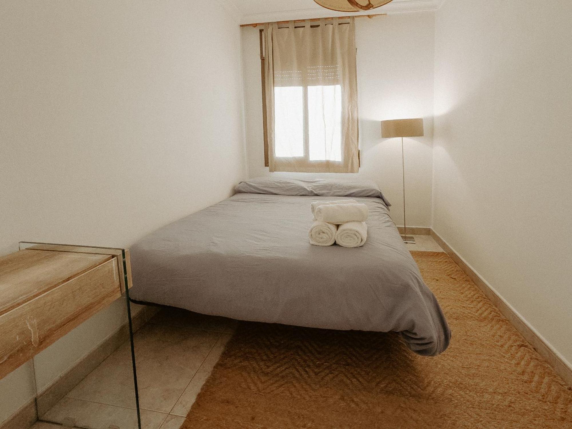 Charming Rooms In Shared Apartment Near Camp Nou Barselona Oda fotoğraf