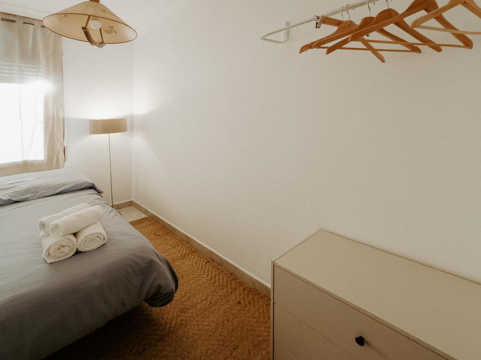 Charming Rooms In Shared Apartment Near Camp Nou Barselona Oda fotoğraf