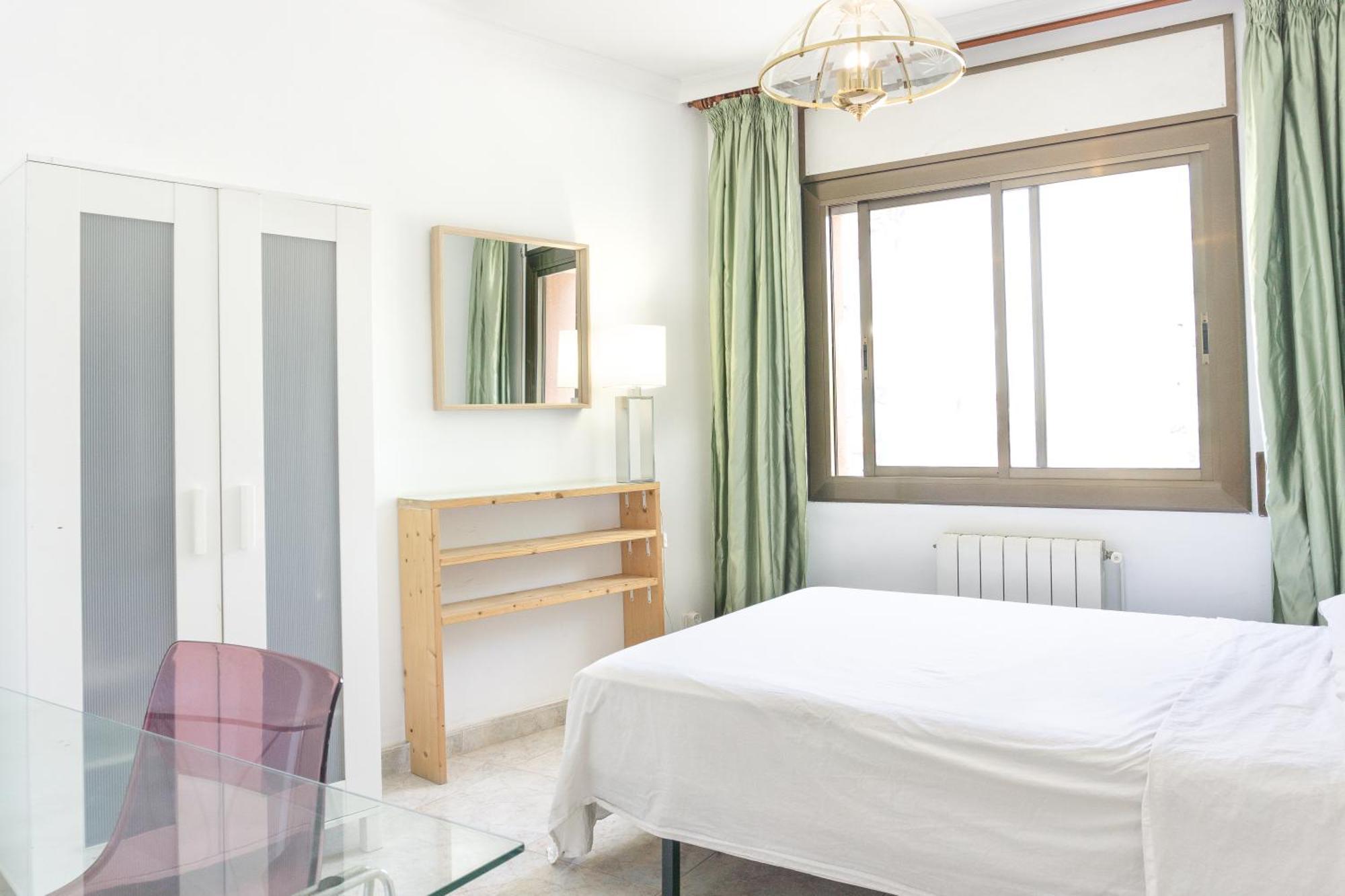 Charming Rooms In Shared Apartment Near Camp Nou Barselona Dış mekan fotoğraf